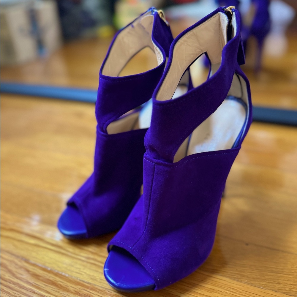 Barney’s New York Co-op Heels